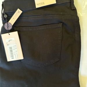 NWT NYDJ Chloe Skinny Capri Jeans In Black, 14